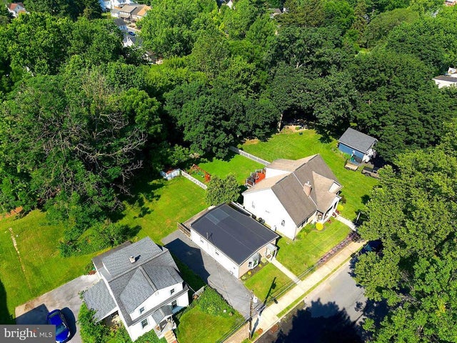 210 Noble St, Lititz