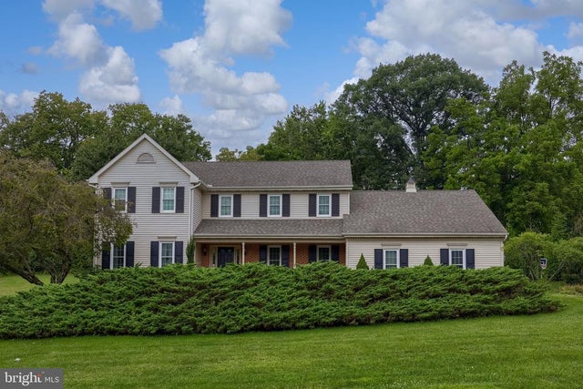 2504 Brookside Dr, Lancaster