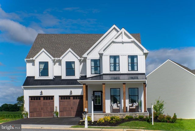 900 Skip Ln #manchester, Lampeter