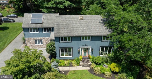 2 Whitcraft Dr, Lititz