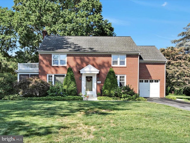 1918 Sterling Pl, Lancaster