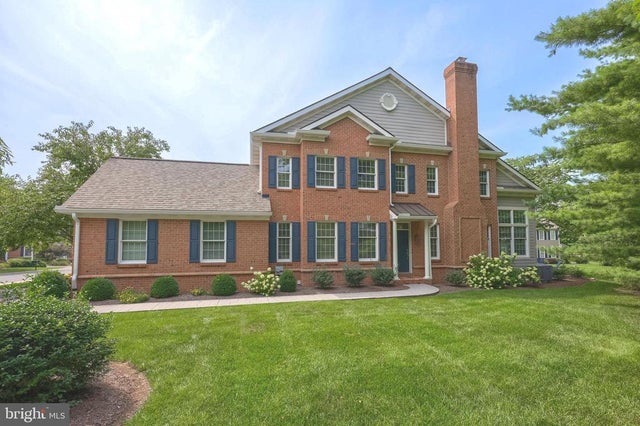 605 Northfield Rd, Lititz