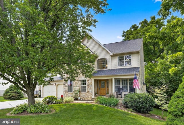 1693 Pioneer Rd, Lancaster