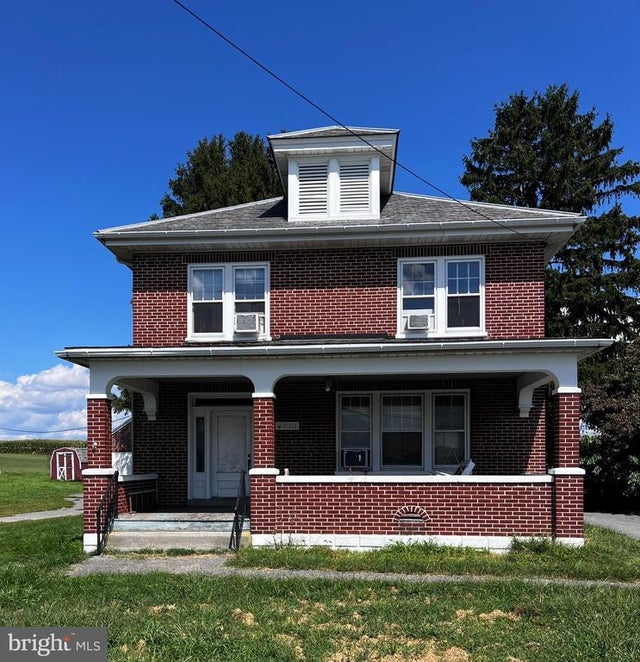 111 Marticville Rd, Lancaster
