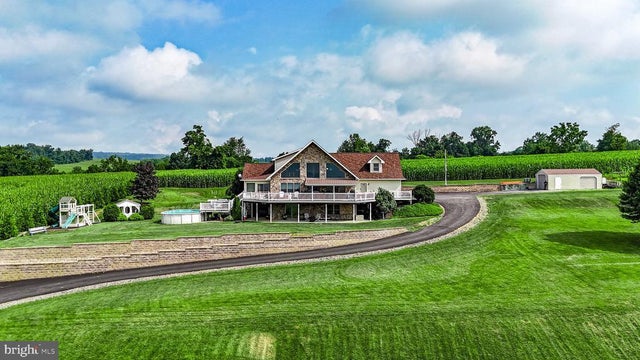 345 Kauffroth Rd, Gap
