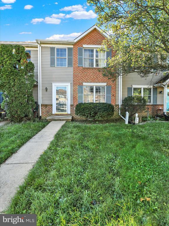 2318 Morris Dr, East Petersburg