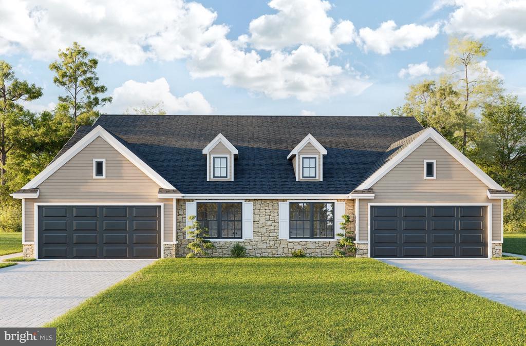 109 Hillard Field, LANCASTER