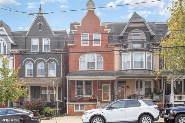354 E Chestnut St, Lancaster