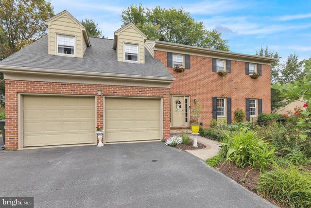 561 Millcross Rd, Lancaster