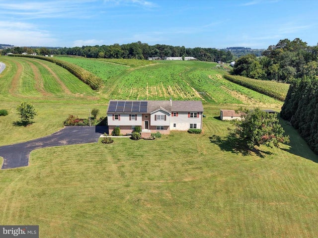 121 Black Bear Rd, Peach Bottom