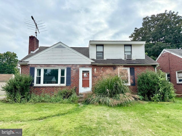 2008 Manor Ridge Dr, Lancaster