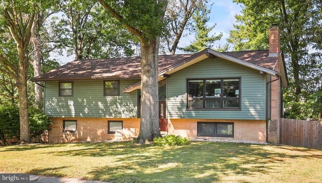 3093 Essex Pl, Lancaster