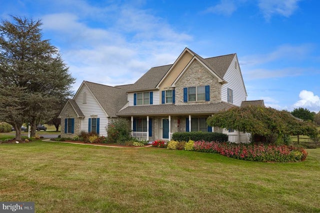 5788 Glen Oaks Dr, Narvon