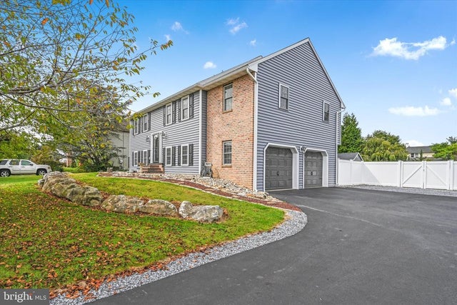 113 Windsock Way, New Holland