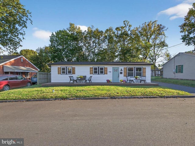 1758 Quarry Dr, Columbia