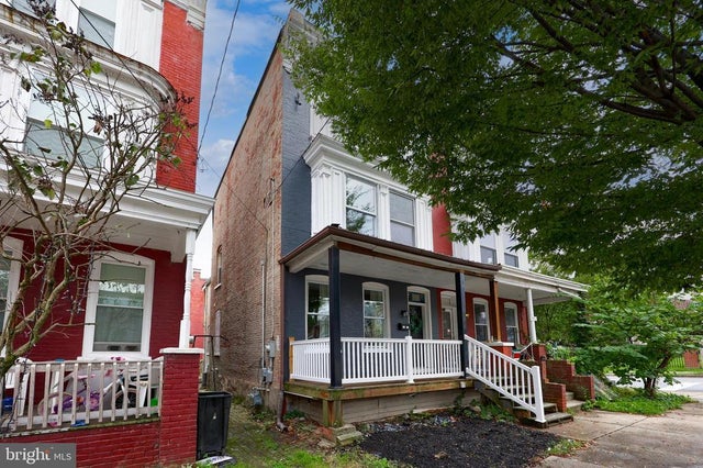 604 E End Ave, Lancaster