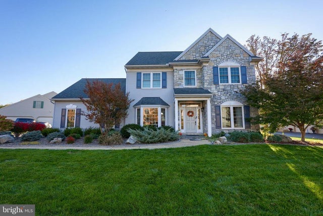 2938 Hearthside Ln, Lancaster