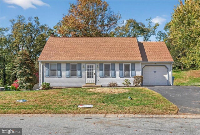 364 Primrose Ln, Mountville