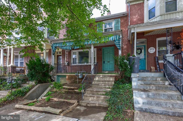 323 E Clay St, Lancaster