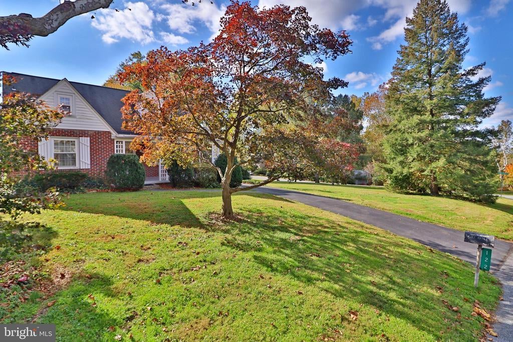 112 Hayes & Conestoga Aves, LANCASTER