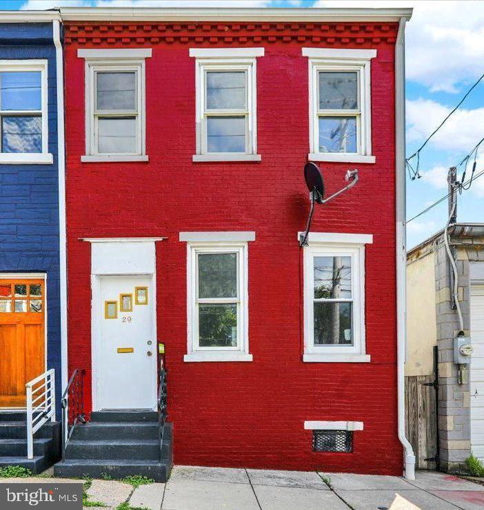 29 Old Dorwart, LANCASTER