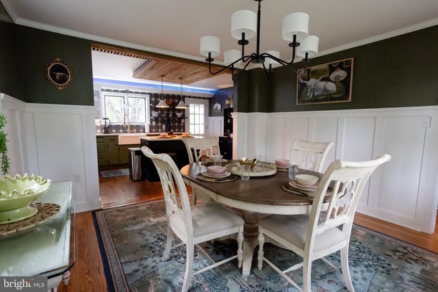 319 Pleasure Rd, Lancaster