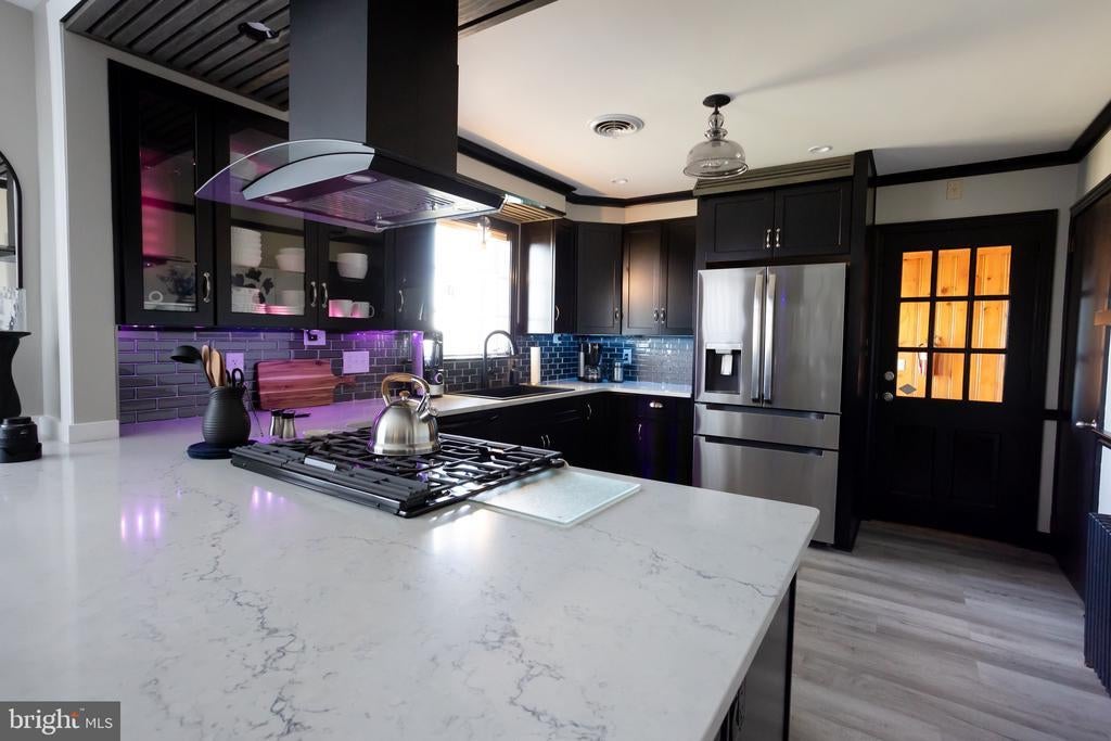 1622 Stony Battery Rd, LANCASTER