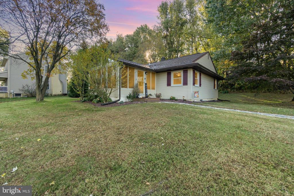 212 Erb Ave, WILLOW STREET