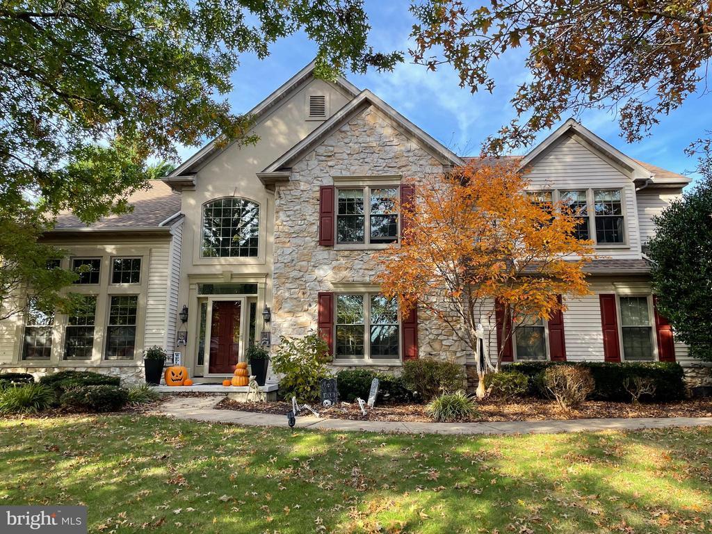 1342 Bryan Dr, LANCASTER