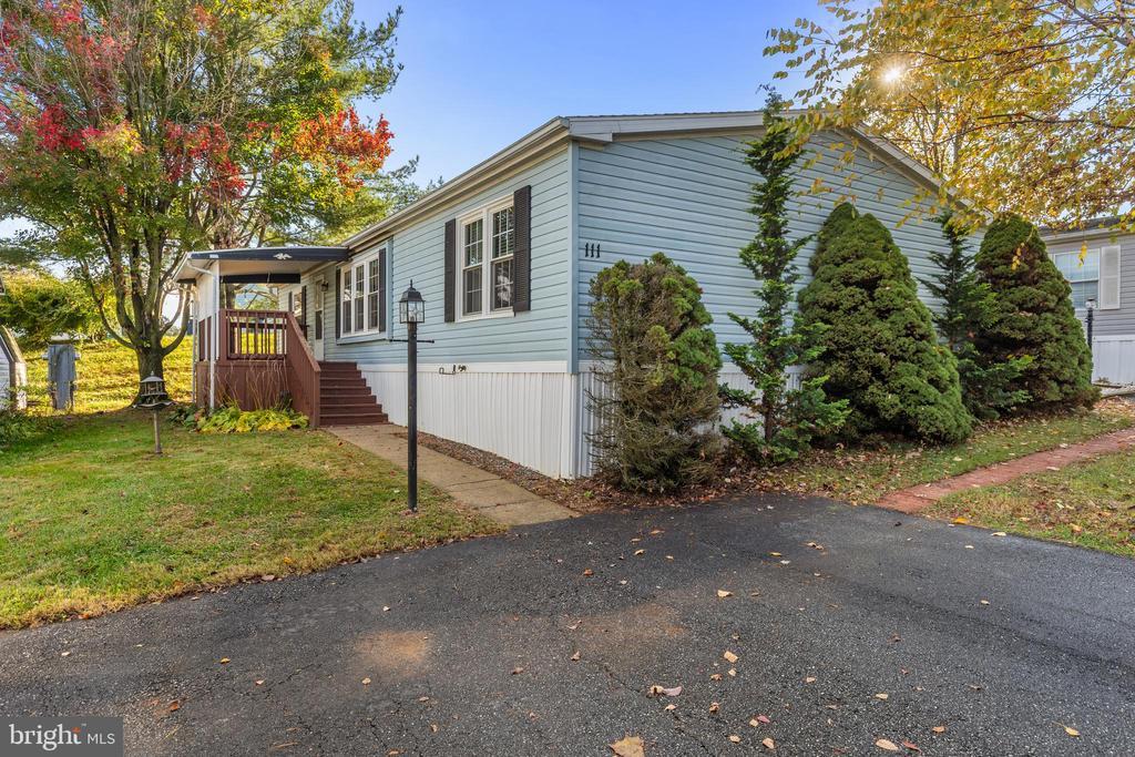 111 Pheasant Ridge Cir, LANCASTER