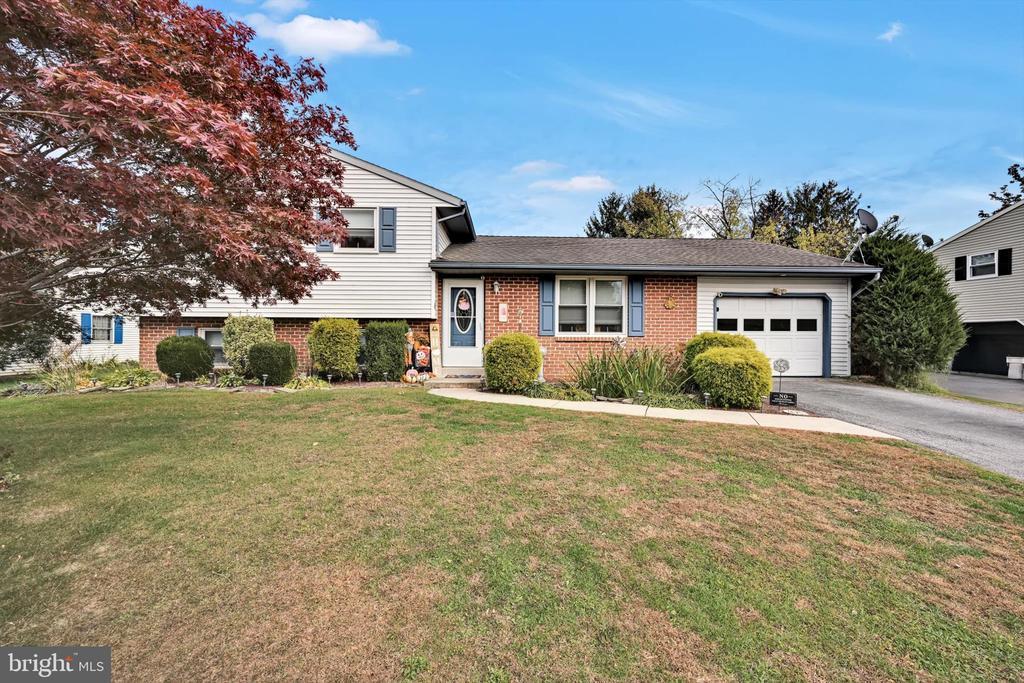 137 Cliff Ln, ELIZABETHTOWN