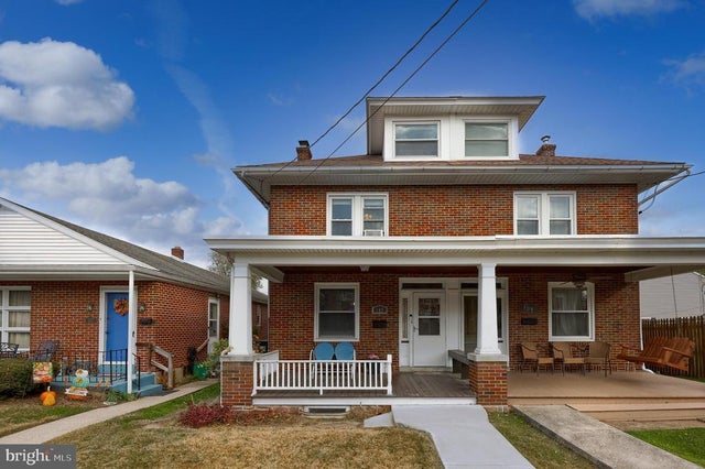 107 W Sunset Ave, Ephrata