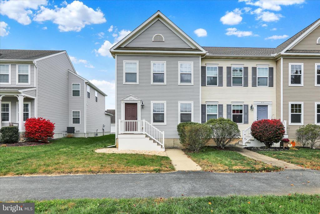 219 Heathersage Dr, MARIETTA