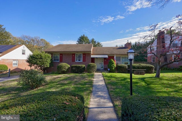 136 Springhouse Rd, Lancaster