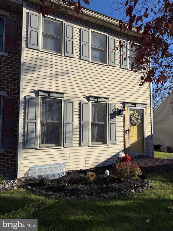 35 Beech Ln, Elizabethtown