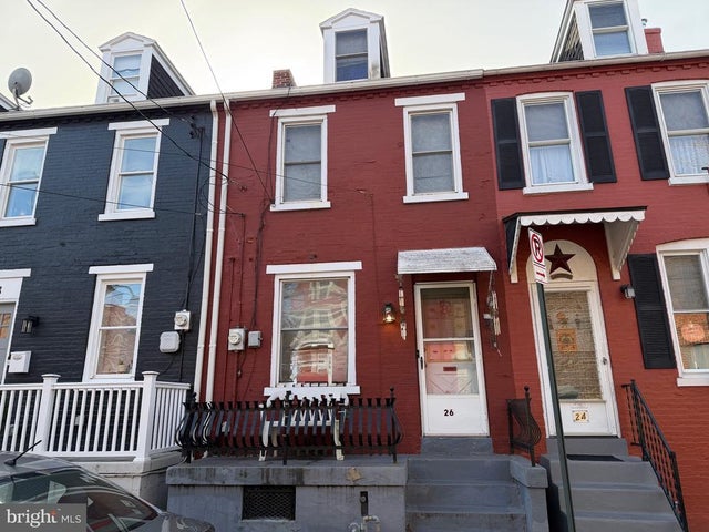 26 W Strawberry St, Lancaster