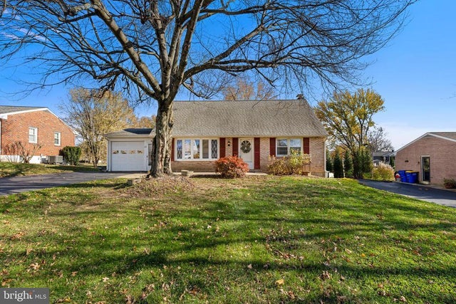 63 Quaker Hills Rd, Lancaster