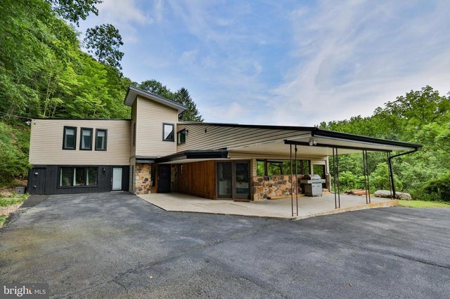 2288 Mulberry Rd, Fogelsville