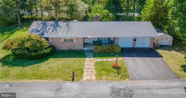 1071 Shadow Oaks Ln, Slatington