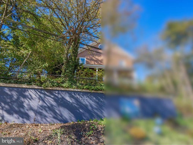 6230 Main St, Center Valley