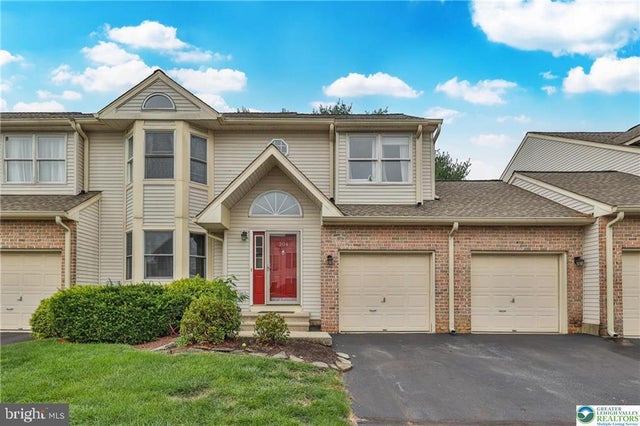 204 Ridings Cir, Macungie