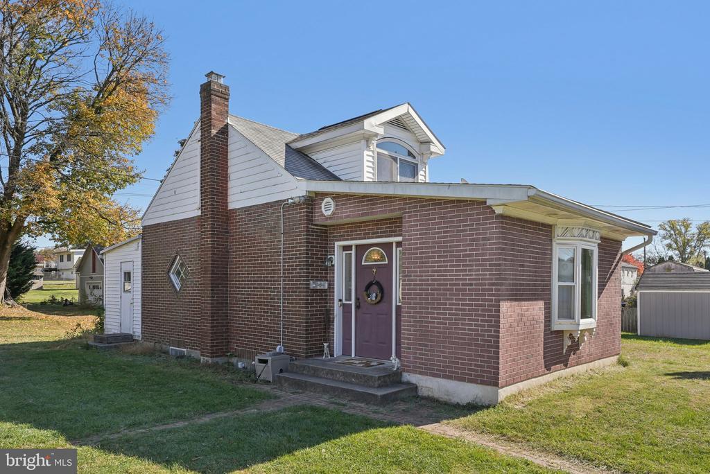 1739 N 21st St, ALLENTOWN