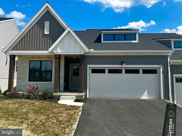 918 N Lincoln St #004-02, Palmyra