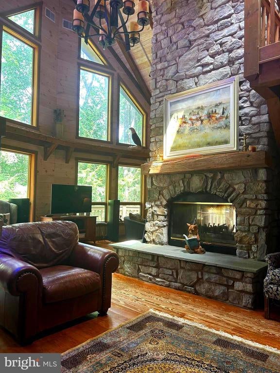 506 Hemlock Ln, Lebanon