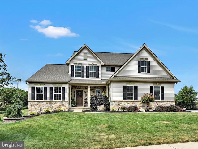 609 Meadowview Dr, Annville