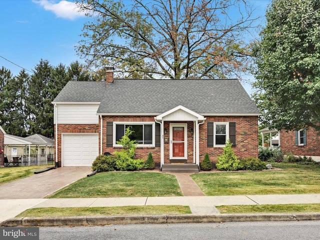 37 Willow Ave, Cleona