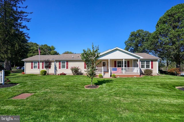 837 N Forge Rd, Palmyra