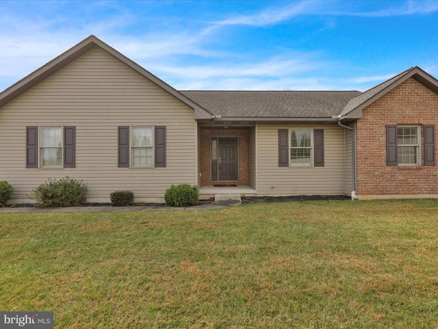 26 Village Dr, Fredericksburg