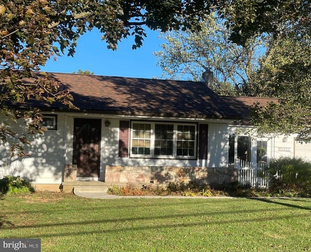 1686 Old Forge Rd, Annville