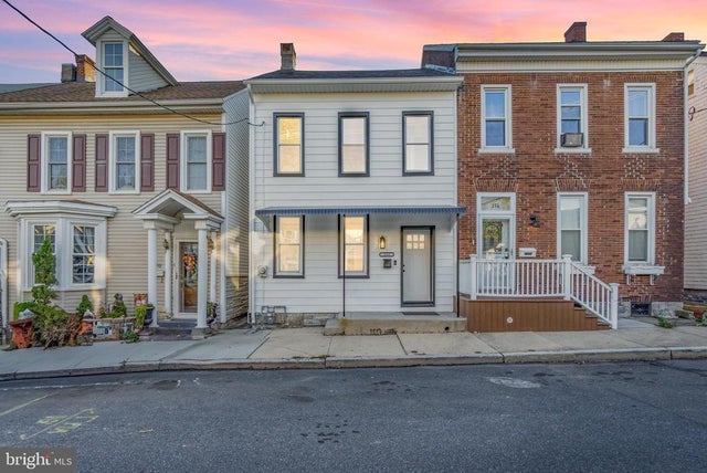 132 S 3rd St, Lebanon